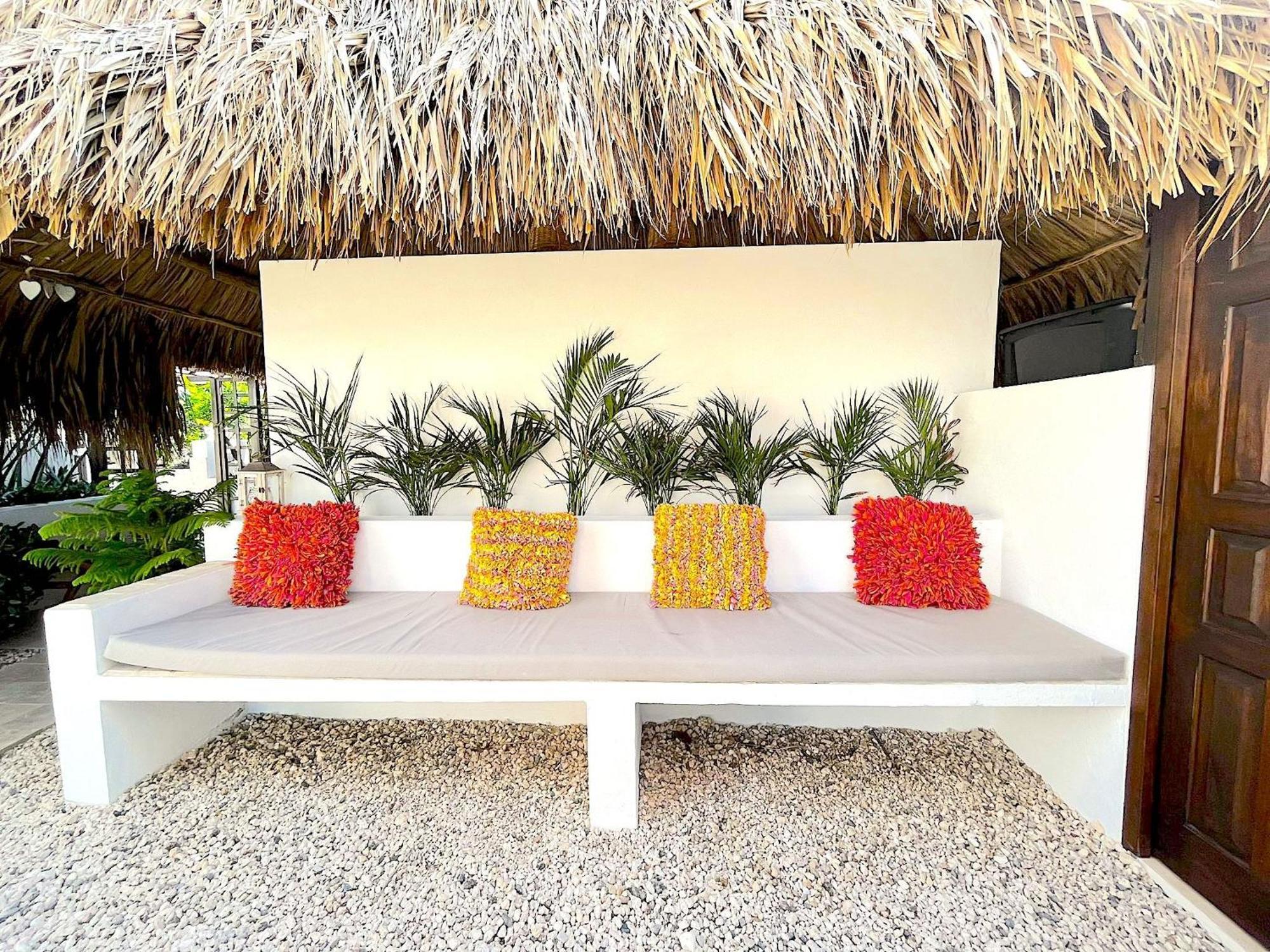 Aruba Lagunita Villa Palm Beach Exteriör bild