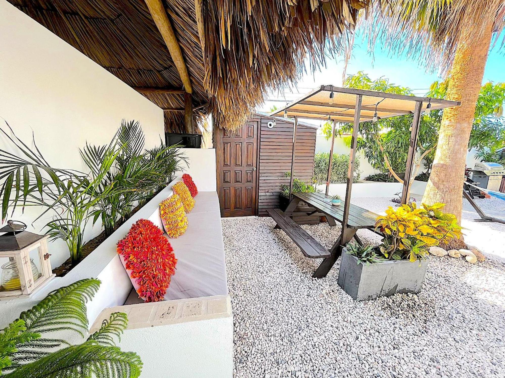 Aruba Lagunita Villa Palm Beach Exteriör bild