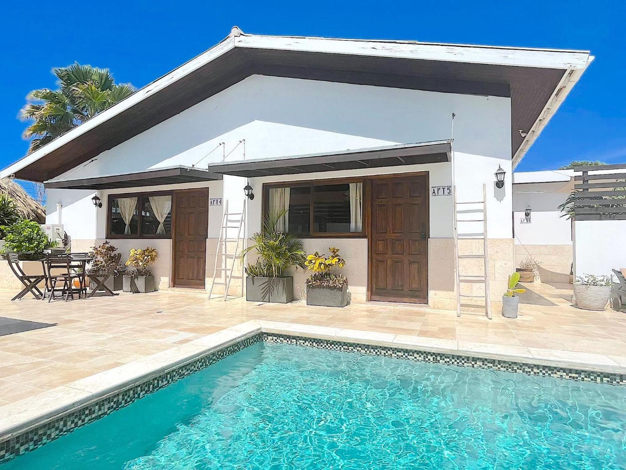 Aruba Lagunita Villa Palm Beach Rum bild