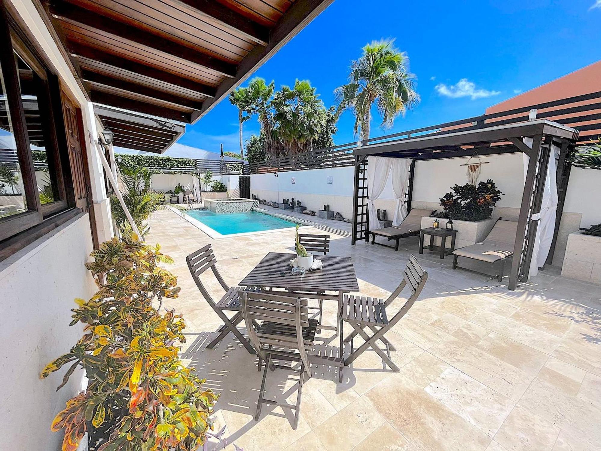 Aruba Lagunita Villa Palm Beach Rum bild